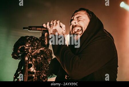 Kopenhagen, Dänemark. Februar 2020. Die australische Deathcore-Band Thy Art Is Murder führt ein Live-Konzert im Amager Bio in Kopenhagen durch. Hier ist Sänger Chris McMahon live auf der Bühne zu sehen. (Foto Credit: Gonzales Foto/Alamy Live News Stockfoto