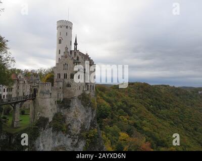 Reutlingen, Deutschland: Schloss Lichtenstein auf der Schwäbischen Alb Stockfoto