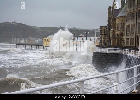 Storm Ciara streitert Aberystwyth West Wales Stockfoto