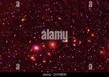 Ein Sternenhaufen und Galaxien. In Rot. Elemente dieses Bildes wurden von der NASA eingerichtet. Stockfoto