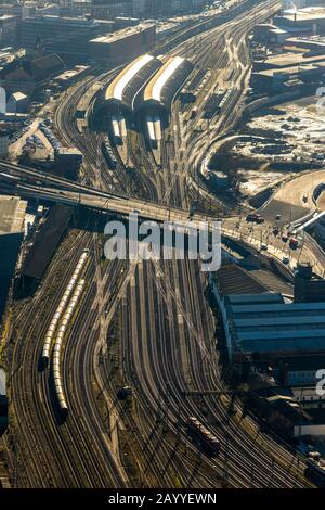 Luftbild, Hauptbahnhof Hagen, Hagen-Mitte, Hagen, Ruhrgebiet, Nordrhein-Westfalen, Deutschland, Bahngleise, Bahnhof, Brücke, Bun Stockfoto