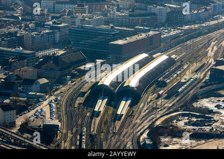 Luftbild, Hauptbahnhof Hagen, Hagen-Mitte, Hagen, Ruhrgebiet, Nordrhein-Westfalen, Deutschland, Bahngleise, Bahnhof, Brücke, Bun Stockfoto