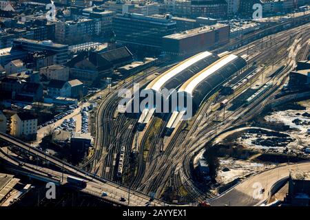 Luftbild, Hauptbahnhof Hagen, Hagen-Mitte, Hagen, Ruhrgebiet, Nordrhein-Westfalen, Deutschland, Bahngleise, Bahnhof, Brücke, Bun Stockfoto