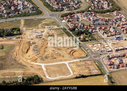 Neue Wohnungen werden auf dem Moreton Hall Estate, Suffolk, Bury St Edmunds, Großbritannien, gebaut Stockfoto