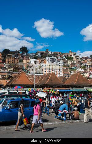 Blick auf die Markthallen im Zentrum von Antananarivo, der Hauptstadt von Madagaskar. Stockfoto