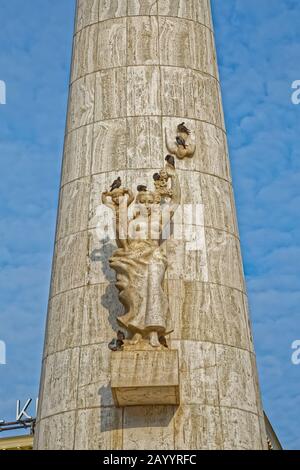 Amsterdam National Monument am Damplein Stockfoto