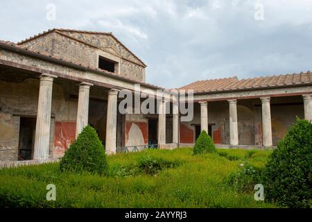 Innenhof des Hauses Menander in Pompeji in der Nähe des modernen Neapel in der italienischen Region Kampanien. Stockfoto