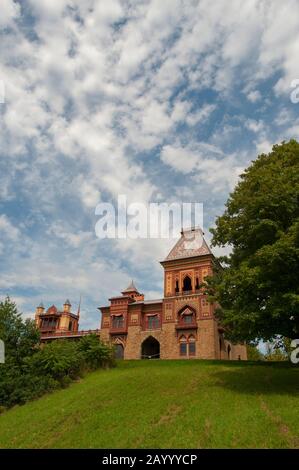 Das Anwesen im persischen Stil, das von dem Maler Frederic Edwin Church an der historischen Stätte Olana in den Catskills im Staat New York, USA, erbaut wurde. Stockfoto