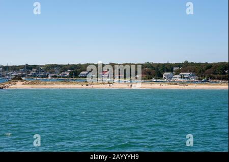 Blick von der Fähre von Vineyard Haven auf Martha's Vineyard, Massachusetts, USA. Stockfoto