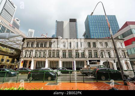 Singapur. Januar 2020. Ein klassisches Gebäude im Kolonialstil in der Innenstadt Stockfoto