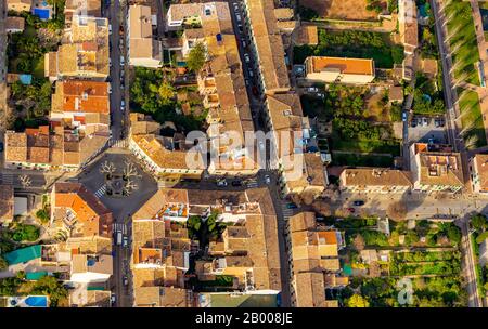 Luftbild, Ortsansicht Sóller, Plaça d'Amèrica, Sóller, Europa, Balearen, Spanien, es, Espana, Fußgängerüberweg, Grünfläche, Immobilien, Ma Stockfoto