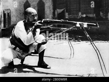 China: Ein Tungan oder nordwestlichen Hui muslimischen Rifleman, Gansu, c. 1932. Stockfoto