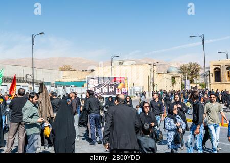 Die lokalen schiitischen muslimischen Pilger feiern das Ashura-Festival in Shiraz City, Iran. Stockfoto