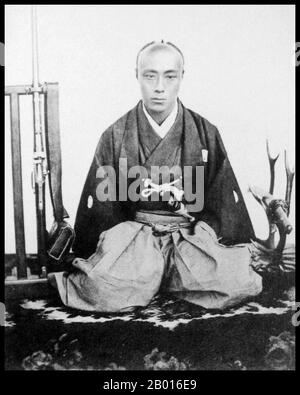 Japan: Tokugawa Yoshinobu (28. Oktober 28 1837 – 22. November 1913), 15. Und letzter Herrscher des Tokugawa Shogunats (r. 1866-1867). Hochformat, c. 1860er. Tokugawa Yoshinobu, geborene Matsudaira Shichiromaro und auch bekannt als Keiki, war der 15. Und letzte Shogun des Tokugawa-Shogunats. Er wurde 1866 als Nachfolger von Tokugawa Iemochi ausgewählt und ordnete sofort massive Regierungsreformen an. Er modernisierte die japanische Armee und kaufte ausländische Ausrüstung, wurde aber 1867 durch die Rebellion von Daimyos zum Rücktritt gezwungen, was zum Boshin-Krieg führte. Yoshinobu ging in den ruhigen Ruhestand, als sich Japan veränderte. Stockfoto