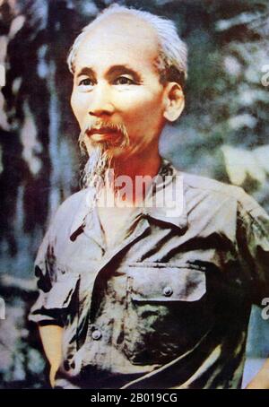Vietnam: Ho Chi Minh (19. Mai 1890 - 3. September 1969) nach dem vietnamesischen Sieg bei Dien Bien Phu, 1954. Hồ Chí Minh, geboren in Nguyễn Sinh Cung und auch bekannt als Nguyễn Ái Quốc, war ein vietnamesischer revolutionärer Führer, der Premierminister (1946-1955) und Präsident (1945-1969) der Demokratischen Republik Vietnam (Nordvietnam) war. Er gründete die Demokratische Republik Vietnam und leitete die Viet Cong während des Vietnamkrieges bis zu seinem Tod. Stockfoto