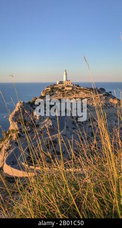 Leuchtturm von Cap de Formentor im Nordosten der baleareninsel Mallorca (Mallorca) um Sonnenuntergang Stockfoto