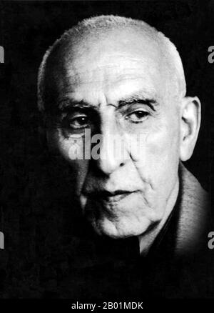 Iran/Persien: Mohammad Mosaddegh oder Mosaddeq, auch Mosadeck oder Musaddiq (16. Juni 1882 - 5. März 1967), Premierminister Irans von 1951 bis zu seinem Sturz durch einen Staatsstreich 1953, ca. 1950er Jahre Die Regierung Mossadeq führte eine breite Palette von sozialen Reformen ein, war aber am bemerkenswertesten für die Verstaatlichung der iranischen Ölindustrie, die seit 1913 durch die anglo-persische Ölgesellschaft unter britischer Kontrolle stand. Mosaddegh wurde am 19. August 1953 durch einen Putsch von der CIA der Vereinigten Staaten auf Ersuchen des britischen MI6 aus der Macht genommen. Stockfoto