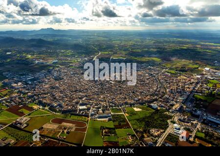 Blick auf Manacor, 09.01.2020, Luftbild, Spanien, Balearen, Mallorca, Manacor Stockfoto