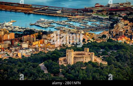 Castell de Bellver und Port de Palma, 04.01.2020, Luftbild, Spanien, Balearen, Mallorca, Palma Stockfoto