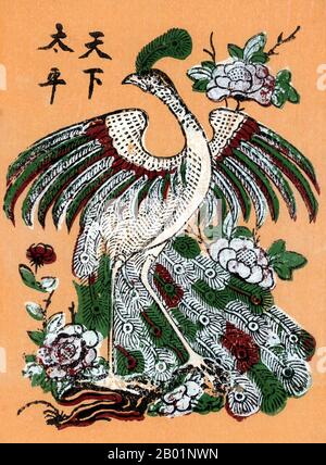 Vietnam: Ein mythologischer phönix. Traditionelles Holzschnitt-Gemälde aus dem Dorf Dong Ho, Provinz Bac Ninh, 20. Jahrhundert. Der phönix ist ein mythischer heiliger Feuervogel, der in den Mythologien der Perser, Griechen, Römer, Ägypter, Chinesen und (laut Sanchuniathon) Phönizier zu finden ist. Ein phönix ist ein mythischer Vogel, der ein Feuergeist mit einem bunten Gefieder und einem Schwanz aus Gold und Scharlach ist (oder laut einigen Legenden lila, blau und grün). Er hat einen Lebenszyklus von 500 bis 1000 Jahren, gegen dessen Ende er sich ein Zweignest baut, das sich dann entzündet. Stockfoto