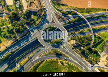 Autobahnkreuz Ma-1 / Ma 1014 in Santa Ponsa, 04.01.2020, Luftbild, Spanien, Balearen, Mallorca, Calvia Stockfoto