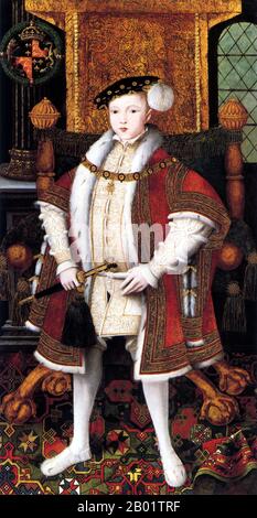 England: König Eduard VI. (12. Oktober 1537 bis 6. Juli 1553), vertreten auf einem orientalischen Teppich („Holbein“). Ölgemälde auf Leinwand aus der Werkstatt von Meister Johannes (Fl. 1525-1574), um 1547. Eduard VI. War vom 26. Januar 1547 bis zu seinem Tod 1553 König von England und Irland, gekrönt im Alter von neun Jahren. Er war der einzige überlebende Sohn Heinrichs VIII. Von seiner dritten Frau Jane Seymour. Aufgrund seines Alters wurde sein Reich von einem regentschaftsrat regiert. Eduards Herrschaft wurde von wirtschaftlichen und sozialen Unruhen beeinträchtigt, was zu Aufständen und Rebellionen führte. Er führte einen teuren und erfolglosen Krieg gegen Schottland. Stockfoto