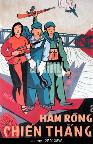 Vietnam: "Siegreicher Ham Rong". Nordvietnamesisches Propagandaplakat, um 1970. Die Thanh Hoa-Brücke, die den Song Ma-Fluss überspannt, liegt 4,8 km nordöstlich von Thanh Hóa, der Hauptstadt der Provinz Thanh Hoa. Die Vietnamesen gaben ihm den Spitznamen „Ham Rong“ oder „Drachenkiefer“. 1965 während des Vietnamkriegs war es das Ziel vieler Angriffe der US-Luftwaffe und der US-Navy, die die Brücke bis 1972 nicht zerstören konnten. In ihrem ersten Luftkampf verursachte eine kleine Truppe scheinbar nicht übereinstimmender MiG-17 erhebliche Verluste bei viel größeren und fortgeschritteneren amerikanischen Kämpfern. Stockfoto