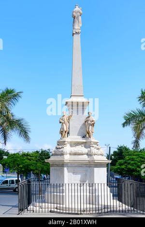 Obelisco de la Candelaria, Plaza de la Candelaria Santa Cruz de Teneriffa, Kanarische Inseln. Stockfoto