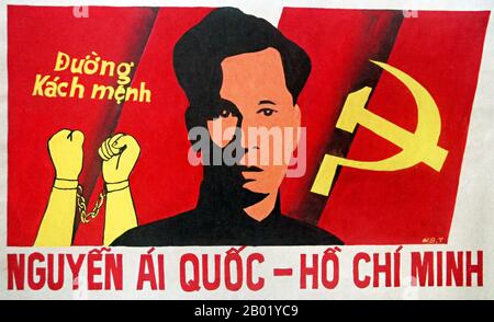 Vietnam: Poster der kommunistischen Propaganda - The Road to Revolution - Nguyen ai Quoc - Ho Chi Minh, 1963. Der zweite Indochina-Krieg, in Amerika auch Vietnam-Krieg genannt, war ein militärischer Konflikt aus der Zeit des Kalten Krieges, der sich vom 1. November 1955 bis zum Fall Saigons am 30. April 1975 in Vietnam, Laos und Kambodscha ereignete. Dieser Krieg folgte dem ersten Indochina-Krieg und wurde zwischen Nordvietnam, unterstützt von seinen kommunistischen Verbündeten, und der Regierung Südvietnams, unterstützt von den USA und anderen antikommunistischen Nationen, geführt. Stockfoto