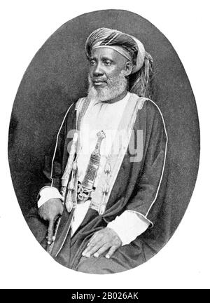 Tippu Tip oder Tib (1837 - 14. Juni 1905), richtiger Name Hamad bin Muḥammad bin Jumah bin Rajab bin Muḥammad bin Sa'īd al-Murghabī, (arabisch: حمد بن محمد بن جمعة بن رجب بن محمد بن سعيد المرجبي‎), war ein Swahili-Sansibari-Händler. Bekannt wurde er von den Einheimischen Ostafrikas als Tippu Tib nach den Klängen, die seine vielen Gewehre machten. Als berüchtigter Sklavenhändler, Plantagenbesitzer und Gouverneur, der für eine Reihe von Sultanen Sansibars arbeitete, leitete er viele Handelsexpeditionen nach Zentralafrika, bei denen es um den Handel mit Sklaven und Elfenbein ging. Er konstruierte profitable Handelsposten, die tief in Cent reichten Stockfoto