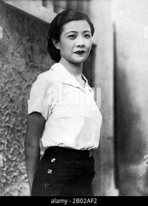 Ruan Lingyu (26. April 1910 - 8. März 1935), geborene Ruan Fenggen), war eine chinesische Stummfilmschauspielerin. Einer der prominentesten chinesischen Filmstars der 1930er Jahre, ihr tragischer Selbstmord im Alter von 24 Jahren führte sie zu einer Ikone des chinesischen Kinos. Ihr Trauerzug war angeblich drei Meilen lang, drei Frauen begingen während der Veranstaltung Selbstmord. Stockfoto