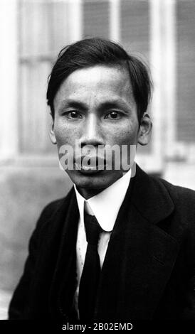 Vietnam/Frankreich: Ho Chi Minh (19. Mai 1890 bis 3. September 1969), zu dieser Zeit Nguyen Ai Quoc, indochinesischer Delegierter beim Kongress der Kommunistischen Partei in Marseille 1921. Hồ Chí Minh, geboren Nguyễn Sinh Cung und auch bekannt als Nguyễn Ái Quốc, war ein vietnamesischer kommunistischer Revolutionär-Führer, Premierminister (1946–1955) und Präsident (1945–1969) der Demokratischen Republik Vietnam (Nordvietnam). Er gründete die Demokratische Republik Vietnam und führte die Vietnam Cong während des Vietnamkrieges bis zu seinem Tod. Hồ leitete die Viet-Minh-Unabhängigkeitsbewegung ab 1941. Stockfoto