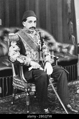 Abdul Hamid II. (Osmanisch-türkisch: عبد الحميد ثانی, 'Abdü'l-Ḥamīd-i sânî; türkisch: İkinci Abdülhamit; 22. September 1842 - 10. Februar 1918) war der 34. Sultan des Osmanenreiches und der letzte Sultan, der eine effektive autokratische Kontrolle über den fraktionierenden Staat ausübt. Er überwachte eine Zeit des Machtabschwungs und des Ausmaßes des Kaiserreichs, einschließlich weitverbreiteter Pogrome und Regierungsmassakre gegen die Minderheiten des Kaiserreichs (nach ihm die hamidischen Massaker genannt) sowie eines Attentatsversuchs, Urteil vom 31. August 1876 bis zur Entmachtung kurz nach der Jungen Türkischen Revolution von 1908, am Stockfoto