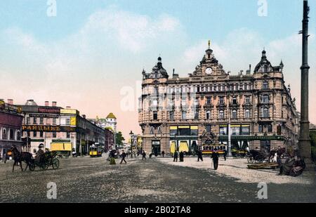 Die Lubyanka wurde ursprünglich im Jahre 1898 als Sitz der Allrussischen Versicherungsgesellschaft erbaut. Nach der bolschewistischen Revolution wurde die Struktur von der Regierung für das Hauptquartier der Geheimpolizei beschlagnahmt, die dann Cheka, später NKVD genannt wurde. Stockfoto