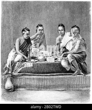 Henri Mouhot (* 15. Mai 1826 in Paris; † 10. November 1861) war ein französischer Naturforscher und Entdecker der Mitte des 19. Jahrhunderts. Er wurde in Montbéliard, Doubs, Frankreich geboren - in der Nähe der Schweizer Grenze, verbrachte aber seine Kindheit in Russland und möglicherweise Teilen Asiens. Er starb in der Nähe von Naphan, Laos. An ihn erinnert man sich vor allem im Zusammenhang mit Angkor. Mouhot's Grab befindet sich etwas außerhalb von Ban Phanom, östlich von Luang Prabang. Stockfoto