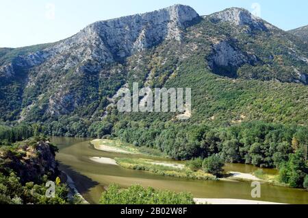 Griechenland, gewundener Fluss in der Nestos-Schlucht Stockfoto