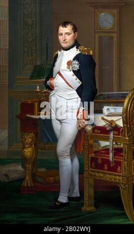 Napoléon Bonaparte (* 15. August 609 in Paris; † 5. Mai 1821) war ein französischer Militär- und politischer Führer, der während der französischen Revolution und der damit verbundenen Kriege zu Ansehen kam. Als Napoleon I. war er von der Zeit von 1804 bis zum Jahr 1814 und erneut im Jahr 1815 Kaiser der Franzosen. Napoleon dominierte fast zwei Jahrzehnte lang die europäischen Angelegenheiten und führte Frankreich gegen eine Reihe von Koalitionen in den Revolutionskriegen und den napoleonischen Kriegen an. Er gewann mehrere dieser Kriege und die überwiegende Mehrheit seiner Kämpfe und gewann schnell den größten Teil des europäischen Festlandes vor seiner endgültigen Niederlage im Jahr 1815. Einer der größten Kommandeure in Stockfoto