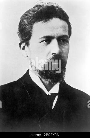 Anton Pavlovich Tschechow (29. Januar 1860 - 15. Juli 1904/05) war ein russischer Arzt, Dramatiker und Autor, der als einer der größten Verfasser von Kurzgeschichten in der Geschichte gilt. Seine Karriere als Dramatiker brachte vier Klassiker hervor und seine besten Kurzgeschichten werden von Schriftstellern und Kritikern hoch geschätzt. Tschechow praktizierte während des größten Teil seiner schriftstellerischen Karriere als Arzt: "Die Medicine ist meine rechtmäßige Frau", sagte er einmal, "und Literatur ist meine Herrin". Zusammen mit Henrik Ibsen und August Strindberg wird Tschechow oft als eine der drei Samenfiguren bei der Geburt von Frühm bezeichnet Stockfoto