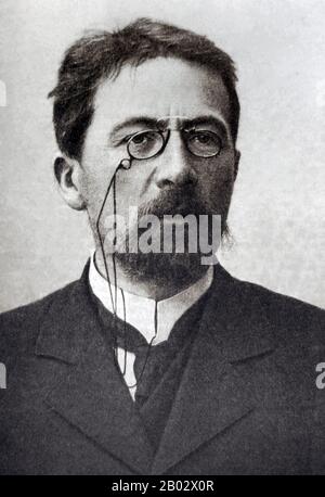 Anton Pavlovich Tschechow (29. Januar 1860 - 15. Juli 1904/05) war ein russischer Arzt, Dramatiker und Autor, der als einer der größten Verfasser von Kurzgeschichten in der Geschichte gilt. Seine Karriere als Dramatiker brachte vier Klassiker hervor und seine besten Kurzgeschichten werden von Schriftstellern und Kritikern hoch geschätzt. Tschechow praktizierte während des größten Teil seiner schriftstellerischen Karriere als Arzt: "Die Medicine ist meine rechtmäßige Frau", sagte er einmal, "und Literatur ist meine Herrin". Zusammen mit Henrik Ibsen und August Strindberg wird Tschechow oft als eine der drei Samenfiguren bei der Geburt von Frühm bezeichnet Stockfoto