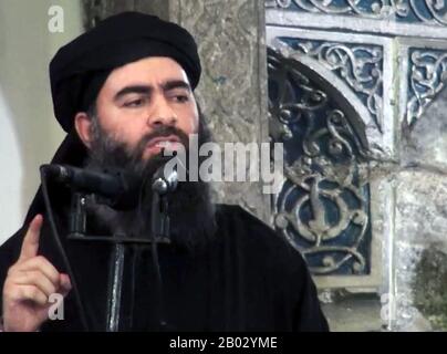 Abu Bakr al-Baghdadi ist der Führer des Islamischen Staates Irak und Syrien (ISIS), einer islamischen Bewegung des Salafi-Dschihadisten im westlichen Irak, des ägyptischen Sinai, Libyens, Nordostnigerias und Syriens, die sich selbst als "Islamischer Staat" (ad-Dawlah al-Islamiyah) bezeichnet. Am 4. Oktober 2011 hat das US-Außenministerium al-Baghdadi als "Specially Designated Global Terrorist" gelistet und eine Belohnung von bis zu 10 Millionen US-Dollar für Informationen angekündigt, die zu seiner Erfassung oder seinem Tod führen. Stockfoto