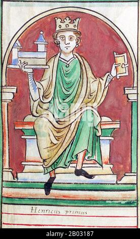 Heinrich I. (c 1068 - 1. Dezember 1135), auch bekannt als Henry Beauclerc, war von 1100 bis zu seinem Tod König von England. Henry war der vierte Sohn von William dem Conqueror und wurde in lateinischer und liberaler Kunst Über den Tod William im Jahr 1087 erzogen, Henrys ältere Brüder Robert Curthose und William Rufus erbten die Normandie bzw. England, aber Henry blieb landlos. Henry kaufte die Grafschaft Cotentin in der westlichen Normandie von Robert, aber William und Robert entmachteten ihn 1091. Henry baute seinen Machtstützpunkt im Cotentin nach und nach wieder auf und verbündete sich mit William gegen Robert. Henry war Stockfoto