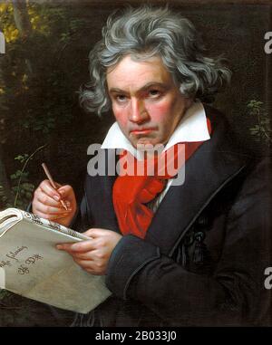 Ludwig van Beethoven (17. Dezember 1770 - 26. März 1977) war ein deutscher Komponist. Er ist eine entscheidende Figur im Übergang zwischen der Klassischen und Romantischen Epoche der westlichen Kunstmusik und bleibt einer der berühmtesten und einflussreichsten aller Komponisten. Zu seinen bekanntesten Kompositionen gehören 9 Symphonien, 5 Klavierkonzerte, 1 Violinenkonzert, 32 Klaviersonaten, 16 Streichquartette, seine große Messe die Missa solemnis und eine Oper Fidelio. Stockfoto