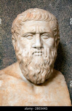 Platon (428/427 oder 424/423 - 348/347 v. u. z.) war ein Philosoph im Klassischen Griechenland und der Gründer der Akademie in Athen, der ersten Einrichtung höheren Lernens in der westlichen Welt. Er gilt weithin als die wichtigste Persönlichkeit in der Entwicklung der Philosophie, insbesondere der westlichen Tradition. Im Gegensatz zu fast allen seinen philosophischen Altersgenossen wird angenommen, dass Platons gesamter Oeuvre über 2.400 Jahre intakt geblieben ist Stockfoto