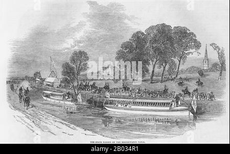 Der Bridgewater-Kanal verbindet Runcorn, Manchester und Leigh in Nordwestengland. Es wurde von Francis Egerton, dem 3. Herzog von Bridgewater, beauftragt, Kohle aus seinen Minen in Worsley nach Manchester zu transportieren. Es wurde 1761 von Worsley nach Manchester eröffnet und später von Manchester nach Runcorn und dann von Worsley nach Leigh verlängert. Der Kanal ist über eine Schleuse bei Cornbrook mit dem Manchester-Schiffskanal verbunden; mit dem Rochdale Canal in Manchester; mit dem Trent and Mersey Canal bei Preston Brook, südöstlich von Runcorn; und mit dem Leeds and Liverpool Canal bei Leigh. Wird oft als die FI betrachtet Stockfoto