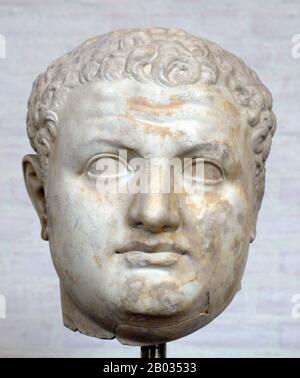 Der natürliche Sohn und Erbe des Kaiser Vespasian, Titus, war ein Mitglied der Flavi-Dynastie, der erste römische Kaiser, der seinen eigenen biologischen Vater erfolgreich war. Titus hatte sich wie sein Vater als Militärkommandeur viel verdient, vor allem während des Ersten judenrömischen Krieges. Als sein Vater nach Neros Tod den kaiserlichen Thron beanspruchen wollte, ließ man Titus zurück, um die jüdische Rebellion zu beenden, die 70 v. Chr. mit der Belagerung und dem Absacken Jerusalems stattfand. Der Titusbogen wurde zu Ehren seiner Zerstörung der Stadt erbaut. Er war auch für sein umstrittenes Verhältnis zur jüdischen Königin Be bekannt Stockfoto