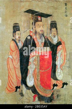 Liu bei (161 - 21. Juni 223 CE) war ein Kriegsherr, Militärgeneral und später als Kaiser Zhaolie der Gründer des Staates Shu Han während der Zeit Der Drei Reiche der chinesischen Geschichte. Obwohl Liu einen späteren Start als seine Rivalen hatte und sowohl die materiellen Ressourcen als auch den sozialen Status, den sie geboten hatten, fehlte, überwand er seine vielen Niederlagen, um sein eigenes Reich zu schnitzen, das auf seinem Höhepunkt die heutigen Sichuan, Guizhou, Hunan, einen Teil von Hubei und einen Teil von Gansu umfasste. Yan Liben (Wade-Giles: Yen Li-Pen, c 600-673), formal Baron Wenzhen of Boling, war ein chinesischer Maler und Regierungsbeamter des frühen Tang-Dyns Stockfoto