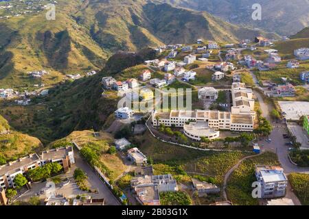 Luftbild der Stadt Assomada im Distrikt Santa Catarina auf der Insel Santiago in Kap verde Stockfoto