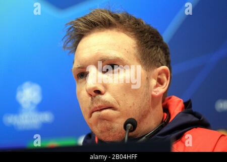 RB-Leipzig-Manager Julian Nagelsmann feiert nach dem Schlusspfiff beim 16. Zweitliga-Spiel der ...