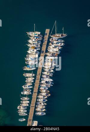 Luftbild, Boote und Bootsanlegeplatz Port d'Andratx, Andratx, Mallorca, Spanien, Europa, Balearen, Boote, Bootsanlegestelle, Bootsfahrten, Bootsanlegestelle, Boot Stockfoto