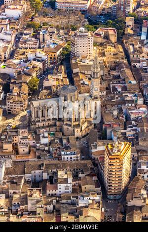 Luftbild, Insel, Kath. Kirche Iglesia De Cristo Rey, Kirche, Torre del Palau, Museum, Fartàritx, Manacor, Mallorca, Balearen, Spanien, Europa Stockfoto